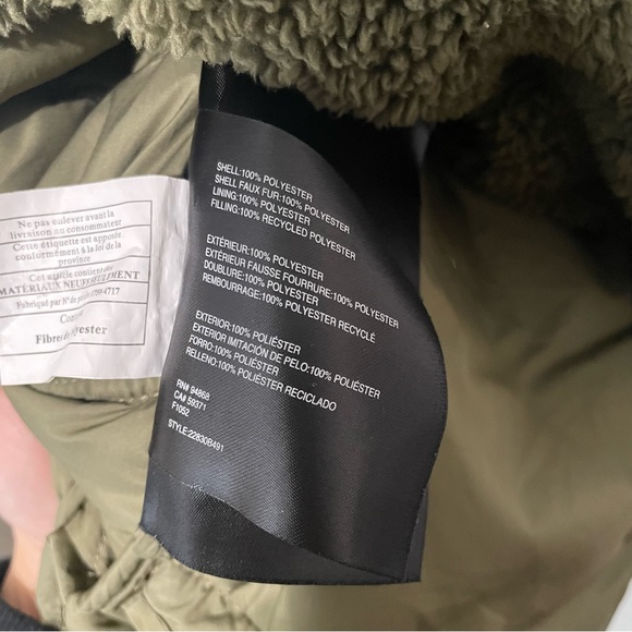 BERNARDO Sherpa Fleece Water Resistant Vest XL - Picture 5 of 7